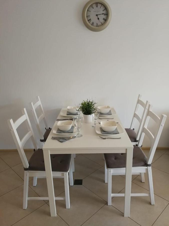 אוסטראון Apartament Zeta Park Centrum מראה חיצוני תמונה